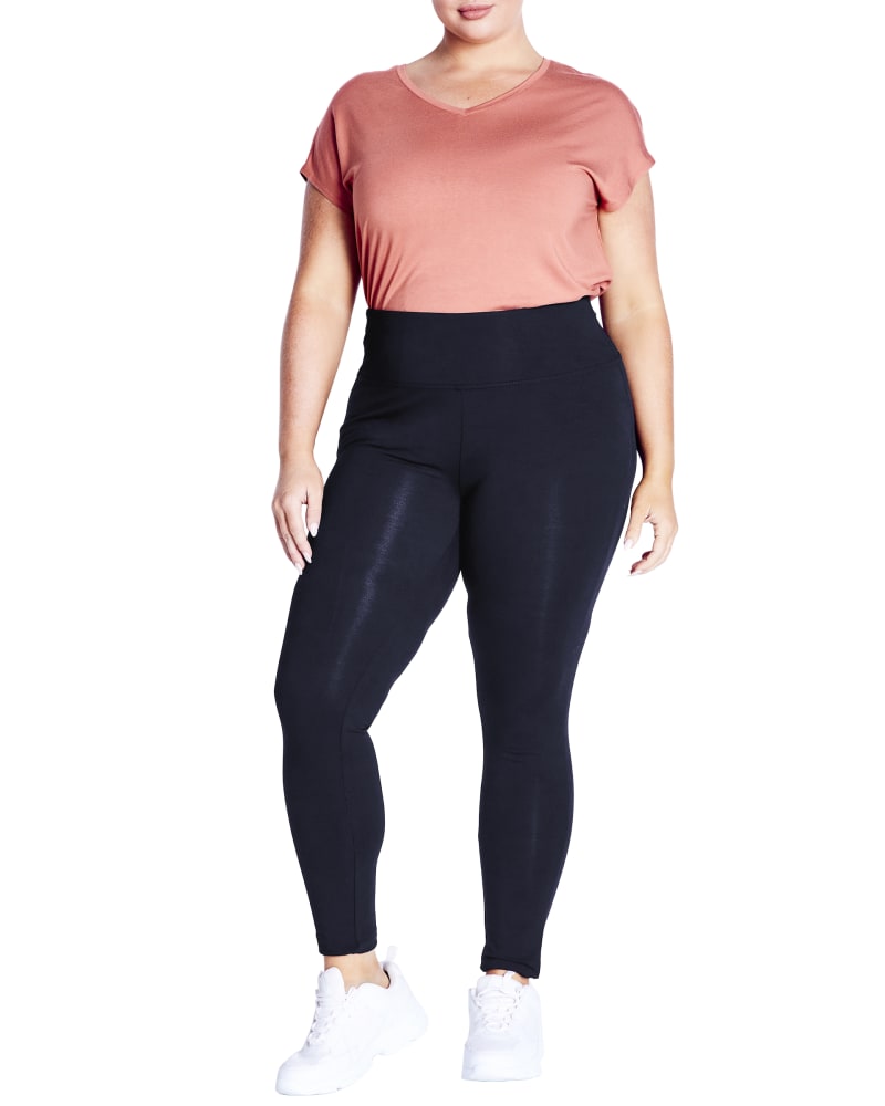Front of a model wearing a size 18/20 LEGGING PIMA H/R AV in Navy by Aveleisure. | dia_product_style_image_id:298455